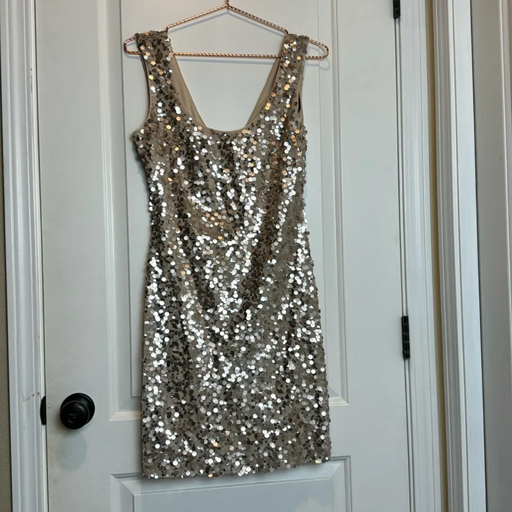 Guess Rose Gold Sequin Holiday Dress Size 6 - Picture 1 of 7